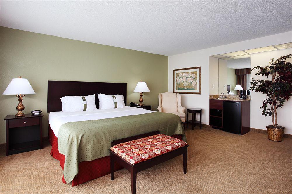 Holiday Inn Knoxville West - Cedar Bluff By Ihg Room photo