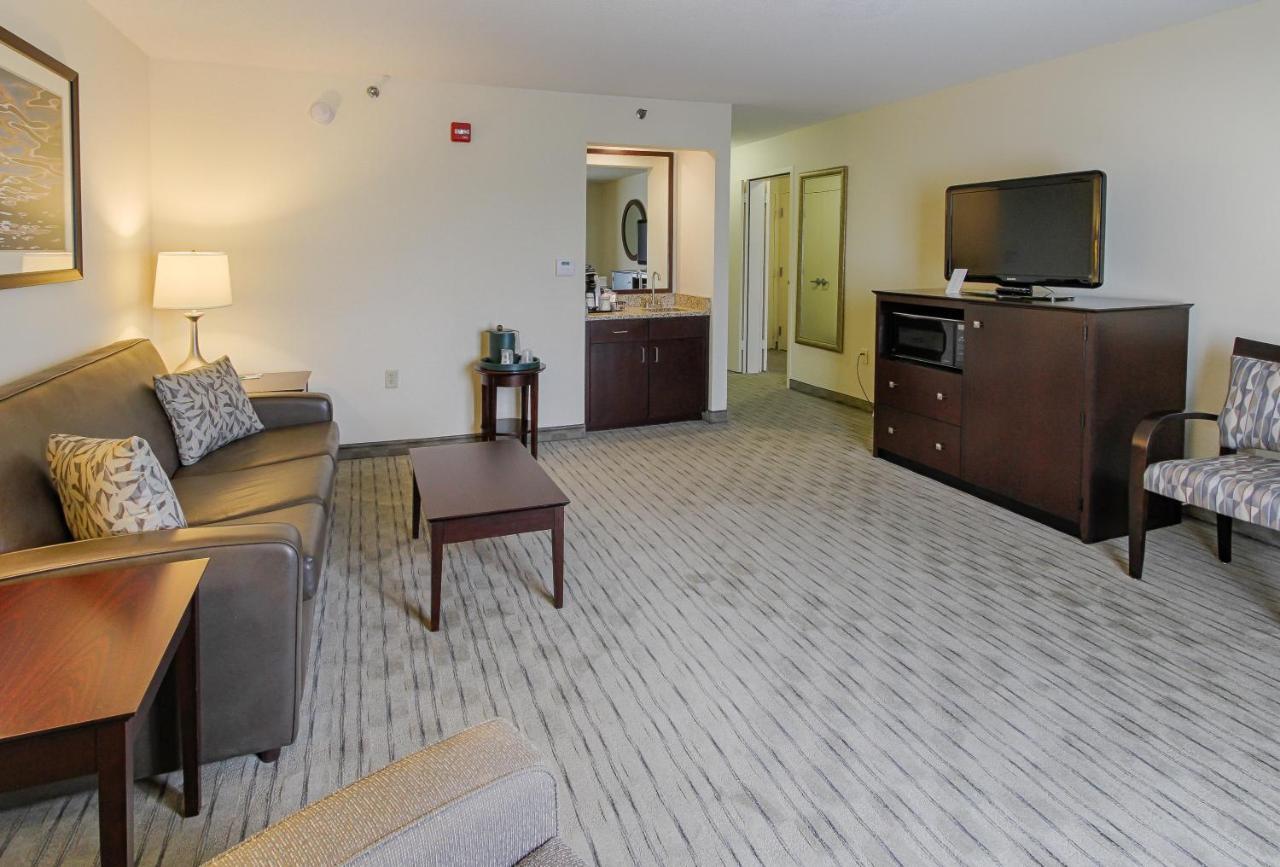 Holiday Inn Knoxville West - Cedar Bluff By Ihg Exterior photo