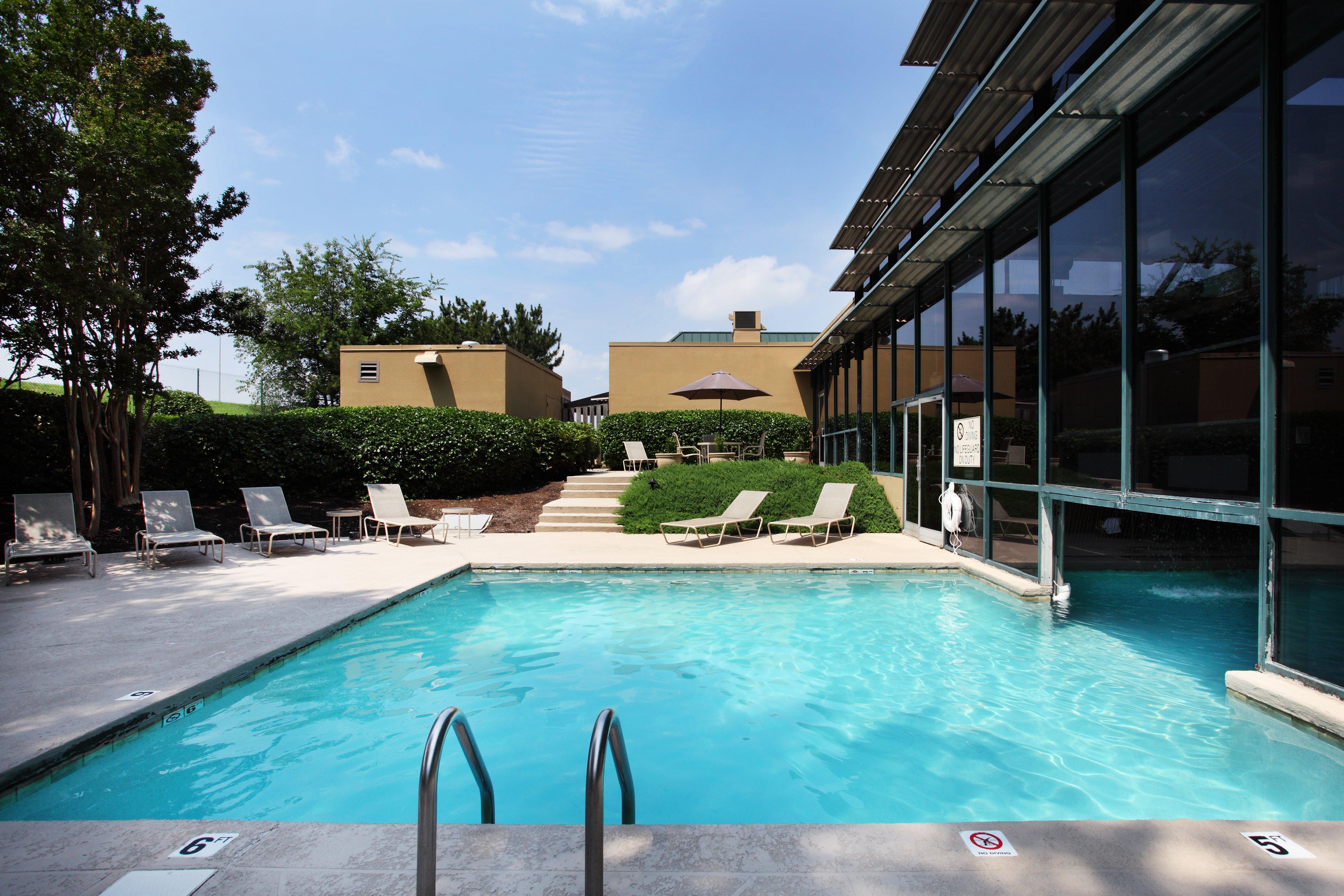Holiday Inn Knoxville West - Cedar Bluff By Ihg Exterior photo